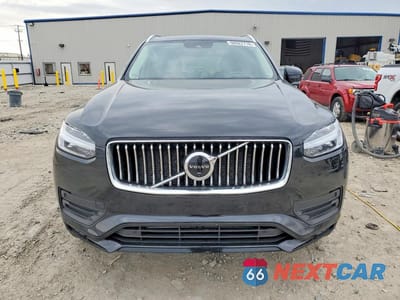 Piąte zdjęcie samochodu w środku: 2022 VOLVO XC90 T6 MOMENTUM VIN:YV4A221K1N1840376 - miniatura