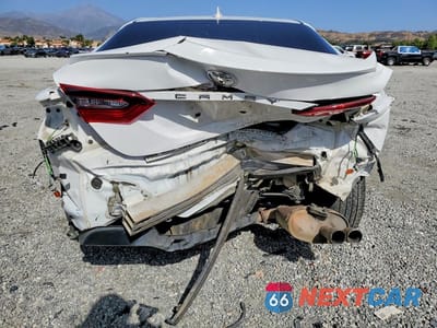 Zdjęcie 6 z 13 samochodu: 2021 TOYOTA CAMRY SE VIN:4T1G11AK0MU616809 - miniatura