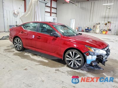 Czwarte zdjęcie samochodu z boku: 2021 NISSAN ALTIMA 2.5 SR VIN:1N4BL4CW9MN385872 - miniatura