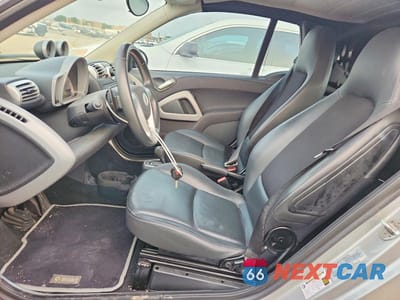 Zdjęcie 7 z 12 samochodu: 2009 SMART FORTWO PASSION VIN:WMEEK31X69K241867 - miniatura