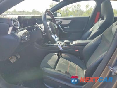 Zdjęcie 7 z 12 samochodu: 2022 MERCEDES-BENZ CLA AMG 35 4MATIC VIN:W1K5J5BB4NN303667 - miniatura