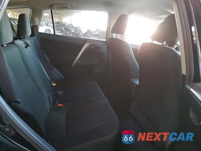 Zdjęcie 10 z 12 samochodu: 2018 TOYOTA RAV4 LE VIN:JTMZFREV1JJ749805 - miniatura