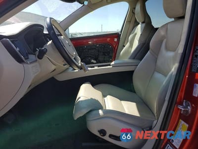 Zdjęcie 7 z 14 samochodu: 2019 VOLVO XC60 T6 INSCRIPTION VIN:LYVA22RL3KB230290 - miniatura