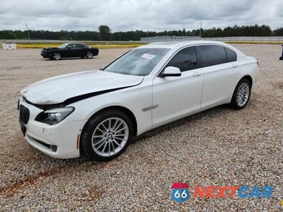2011 BMW 750 LI WBAKB8C51BCY66992 - główne zdjęcie licytacji z USA - miniatura
