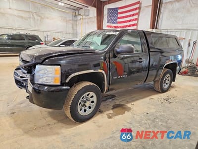 2011 CHEVROLET SILVERADO K1500 1GCNKPE06BZ205631 - główne zdjęcie licytacji z USA - miniatura