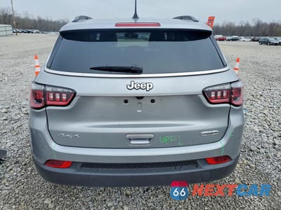 Zdjęcie 6 z 14 samochodu: 2023 JEEP COMPASS LATITUDE LUX VIN:3C4NJDFN9PT541445 - miniatura
