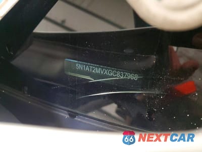 Zdjęcie 14 z 14 samochodu: 2016 NISSAN ROGUE SL VIN:5N1AT2MVXGC837968 - miniatura