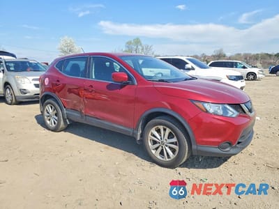 Czwarte zdjęcie samochodu z boku: 2019 NISSAN ROGUE SPORT S VIN:JN1BJ1CR1KW337298 - miniatura