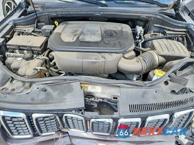Zdjęcie 11 z 12 samochodu: 2021 JEEP GRAND CHEROKEE LAREDO VIN:1C4RJEAG8MC538527 - miniatura