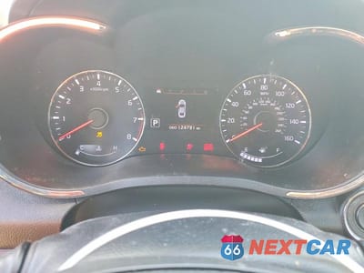 Zdjęcie 9 z 12 samochodu: 2014 KIA FORTE SX VIN:KNAFZ6A30E5220242 - miniatura