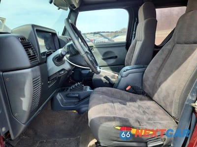 Zdjęcie 7 z 12 samochodu: 2003 JEEP WRANGLER / TJ SPORT VIN:1J4FA49S93P351997 - miniatura