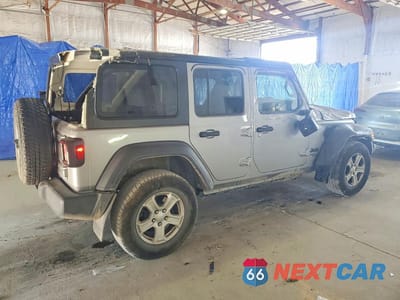 Trzecie zdjęcie samochodu z tyłu: 2021 JEEP WRANGLER UNLIMITED SPORT VIN:1C4HJXKN0MW618794 - miniatura