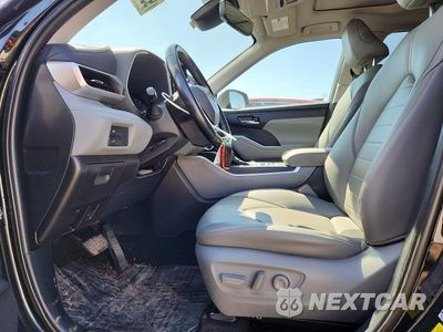 Zdjęcie 7 z 13 samochodu: 2021 TOYOTA HIGHLANDER XLE VIN:5TDGZRBH6MS543349 - miniatura