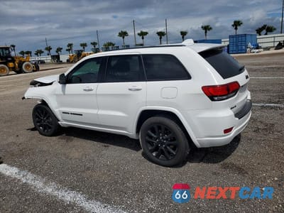 Drugie zdjęcie samochodu z przodu: 2021 JEEP GRAND CHEROKEE LAREDO VIN:1C4RJFAG6MC808456 - miniatura