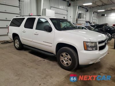 Czwarte zdjęcie samochodu z boku: 2008 CHEV SUBURBAN VIN:1GNFK16318J232678 - miniatura