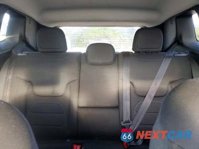 Zdjęcie 10 z 12 samochodu: 2020 JEEP RENEGADE LATITUDE VIN:ZACNJBBBXLPL33203 - miniatura