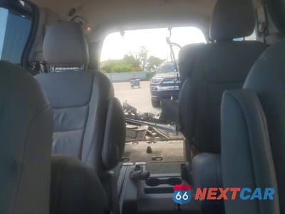 Zdjęcie 10 z 14 samochodu: 2016 TOYOTA SIENNA XLE 8-PASSENGER VIN:5TDYK3DC9GS760163 - miniatura