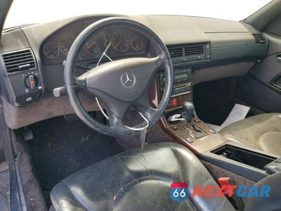 Zdjęcie 8 z 11 samochodu: 1999 MERCEDES-BENZ SL 500 VIN:WDBFA68F4XF176526 - miniatura