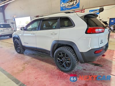Drugie zdjęcie samochodu z przodu: 2016 JEEP CHEROKEE TRAILHAWK VIN:1C4PJMBS6GW334560 - miniatura