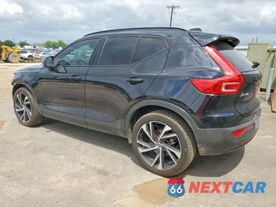 Drugie zdjęcie samochodu z przodu: 2021 VOLVO XC40 T5 R-DESIGN VIN:YV4162UM8M2526850 - miniatura