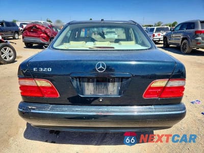 Zdjęcie 6 z 12 samochodu: 2002 MERCEDES-BENZ E 320 VIN:WDBJF65J72B469924 - miniatura