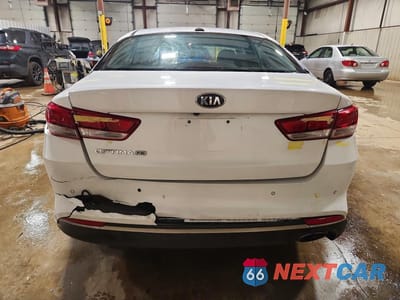 Zdjęcie 6 z 13 samochodu: 2017 KIA OPTIMA LX VIN:5XXGT4L38HG145137 - miniatura
