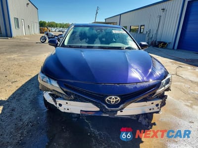 Piąte zdjęcie samochodu w środku: 2022 TOYOTA CAMRY SE VIN:4T1G11AK4NU631914 - miniatura