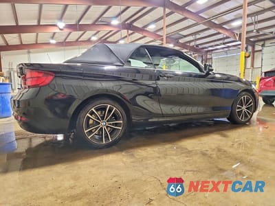 Trzecie zdjęcie samochodu z tyłu: 2020 BMW 230XI VIN:WBA2K1C00L7G21156 - miniatura