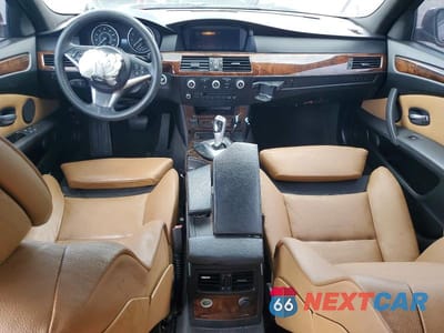 Zdjęcie 8 z 11 samochodu: 2010 BMW 528 I VIN:WBANU5C52AC442550 - miniatura