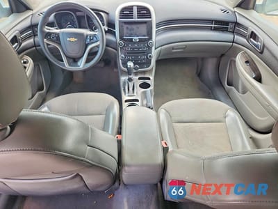 Zdjęcie 8 z 12 samochodu: 2014 CHEVROLET MALIBU 1LT VIN:1G11C5SL5EF137402 - miniatura