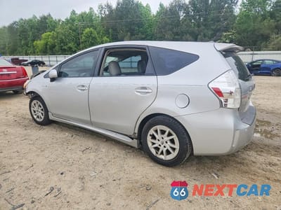 Drugie zdjęcie samochodu z przodu: 2012 TOYOTA PRIUS V VIN:JTDZN3EU5C3180701 - miniatura