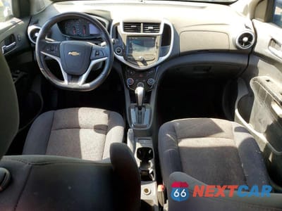 Zdjęcie 8 z 12 samochodu: 2017 CHEVROLET SONIC LT VIN:1G1JD6SB8H4120247 - miniatura