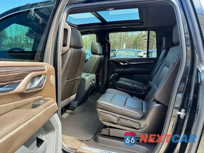 Zdjęcie 8 z 14 samochodu: 2022 GMC YUKON XL D DENALI VIN:XXXXXXXXXXNY77231 - miniatura