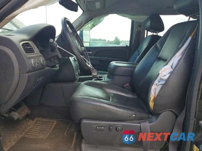 Zdjęcie 7 z 12 samochodu: 2014 CHEVROLET SILVERADO K2500 HEAVY DUTY LTZ VIN:1GC1KYE86EF146371 - miniatura