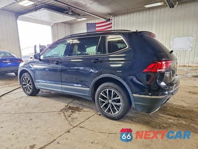 Drugie zdjęcie samochodu z przodu: 2020 VOLKSWAGEN TIGUAN SE VIN:3VV2B7AX8LM092131 - miniatura