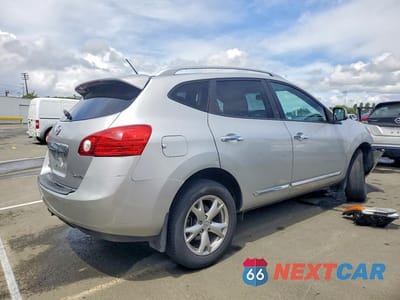 Trzecie zdjęcie samochodu z tyłu: 2011 NISSAN ROGUE S VIN:JN8AS5MV3BW272788 - miniatura