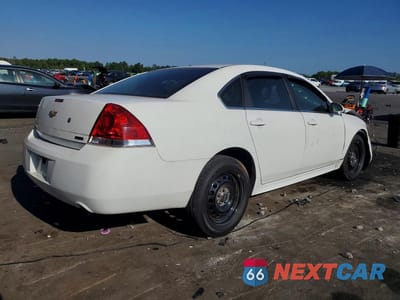 Trzecie zdjęcie samochodu z tyłu: 2014 CHEVROLET IMPALA LIMITED POLICE VIN:2G1WD5E34E1135064 - miniatura