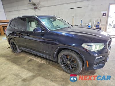Czwarte zdjęcie samochodu z boku: 2018 BMW X3 XDRIVE30I VIN:5UXTR9C55JLC77906 - miniatura