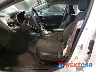 Zdjęcie 7 z 12 samochodu: 2023 CHEVROLET MALIBU LT VIN:1G1ZD5ST0PF218598 - miniatura