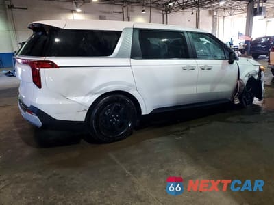 Trzecie zdjęcie samochodu z tyłu: 2026 KIA CARNIVAL LXS VIN:KNDNB5K32T6586464 - miniatura