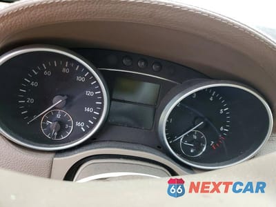 Zdjęcie 9 z 11 samochodu: 2008 MERCEDES-BENZ GL 450 4MATIC VIN:4JGBF71E98A397249 - miniatura