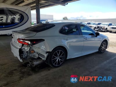 Trzecie zdjęcie samochodu z tyłu: 2023 TOYOTA CAMRY SE VIN:4T1S11AK6PU154366 - miniatura