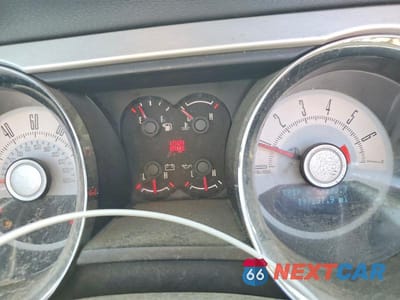 Zdjęcie 9 z 12 samochodu: 2010 FORD MUSTANG VIN:1ZVBP8EN5A5172727 - miniatura