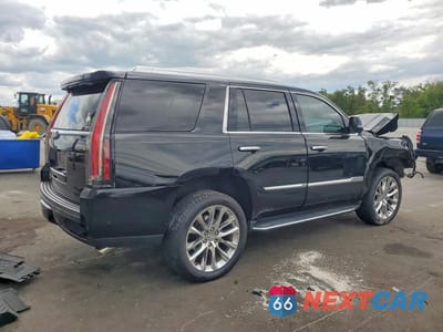 Trzecie zdjęcie samochodu z tyłu: 2019 CADILLAC ESCALADE LUXURY VIN:1GYS3BKJ5KR186189 - miniatura