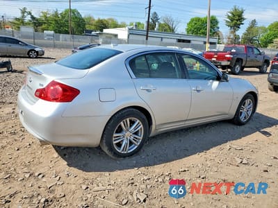 Trzecie zdjęcie samochodu z tyłu: 2015 INFINITI Q40 BASE VIN:JN1CV6AR9FM521348 - miniatura
