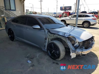 Czwarte zdjęcie samochodu z boku: 2019 HONDA ACCORD SPORT VIN:1HGCV1F33KA145490 - miniatura