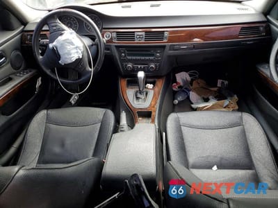 Zdjęcie 8 z 12 samochodu: 2011 BMW 328 XI SULEV VIN:WBAPK5C52BA657129 - miniatura