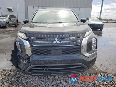 Piąte zdjęcie samochodu w środku: 2022 MITSUBISHI OUTLANDER ES VIN:JA4J3TA87NZ072845 - miniatura