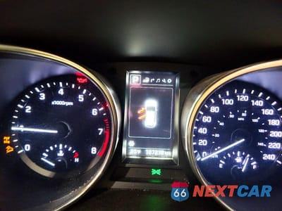 Zdjęcie 9 z 13 samochodu: 2017 HYUNDAI SANTA FE SPORT VIN:5XYZUDLA3HG471735 - miniatura