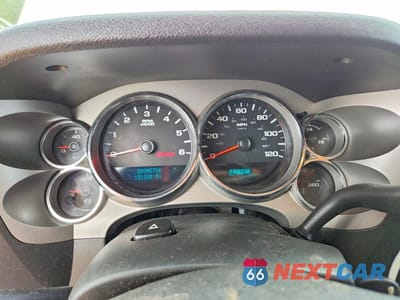 Zdjęcie 9 z 11 samochodu: 2011 CHEVROLET SILVERADO K1500 LT VIN:3GCPKSE33BG386709 - miniatura